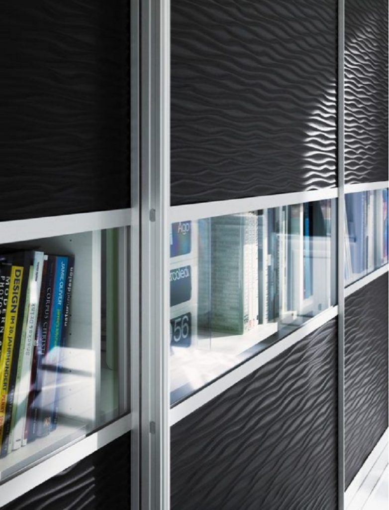 Geschlossener Schrank fürs Büro - Planungswelten