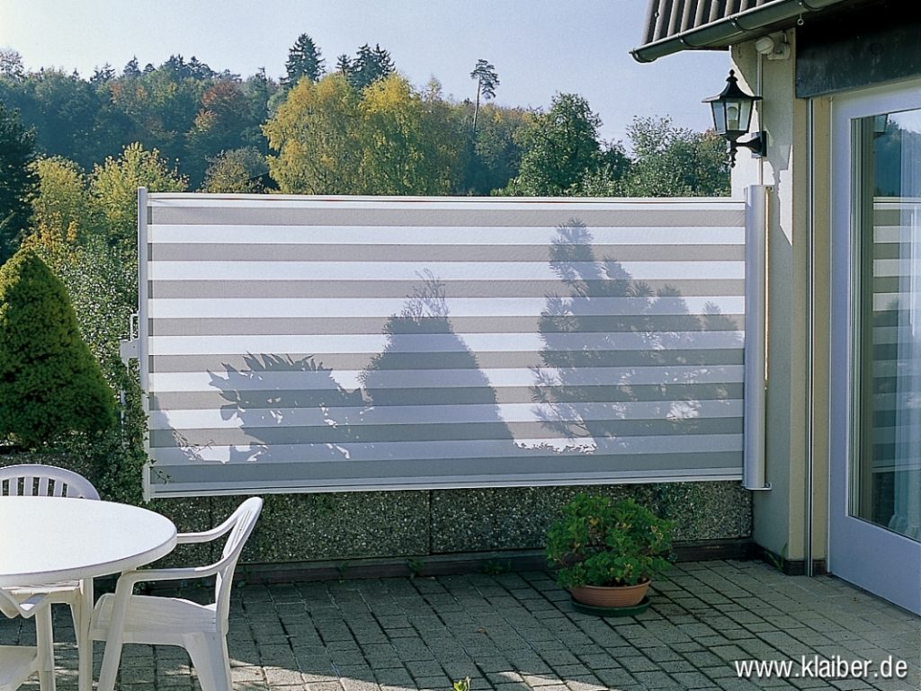 Ausziehbare Seitenmarkise für Balkon und Terrasse Planungswelten