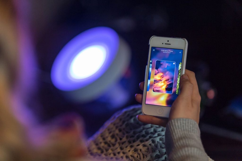 LED Lampen per App steuern Planungswelten