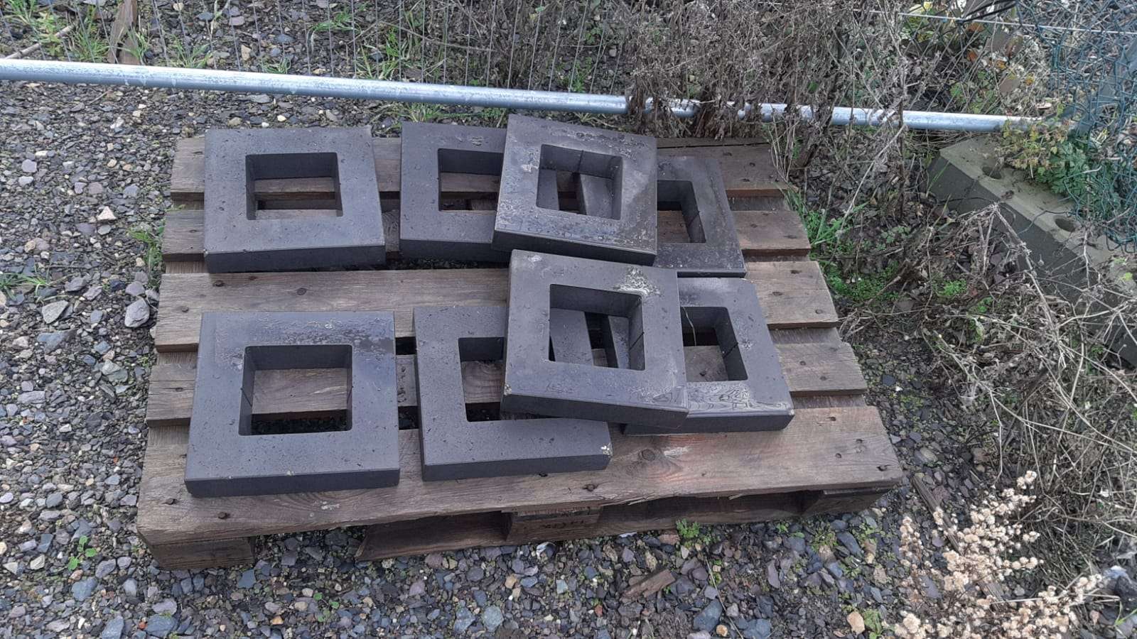 KANN Basalo Mauer Halbelement/Füllstein 30x30x6 cm Basaltgrau (Restposten)