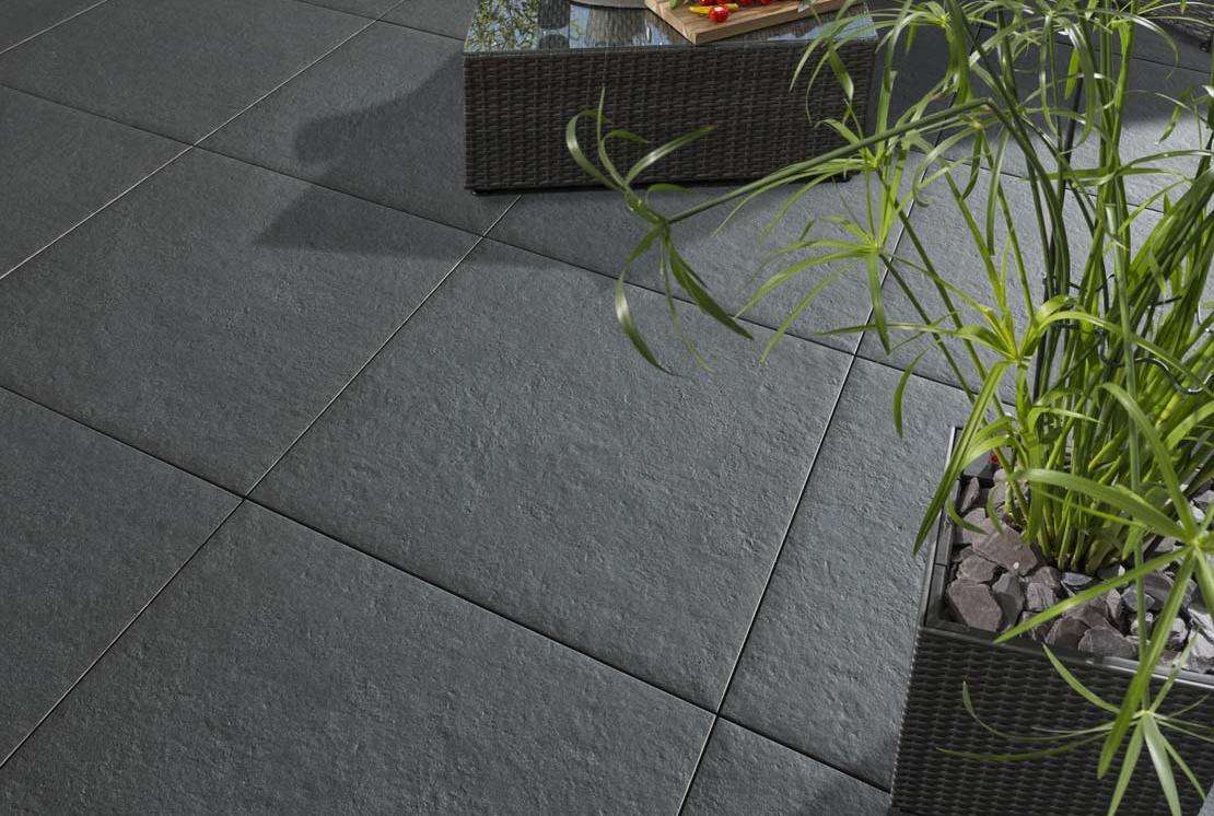 Xera Platten [Beton+] 60x60x5 cm anthrazit meliert (2.Wahl)