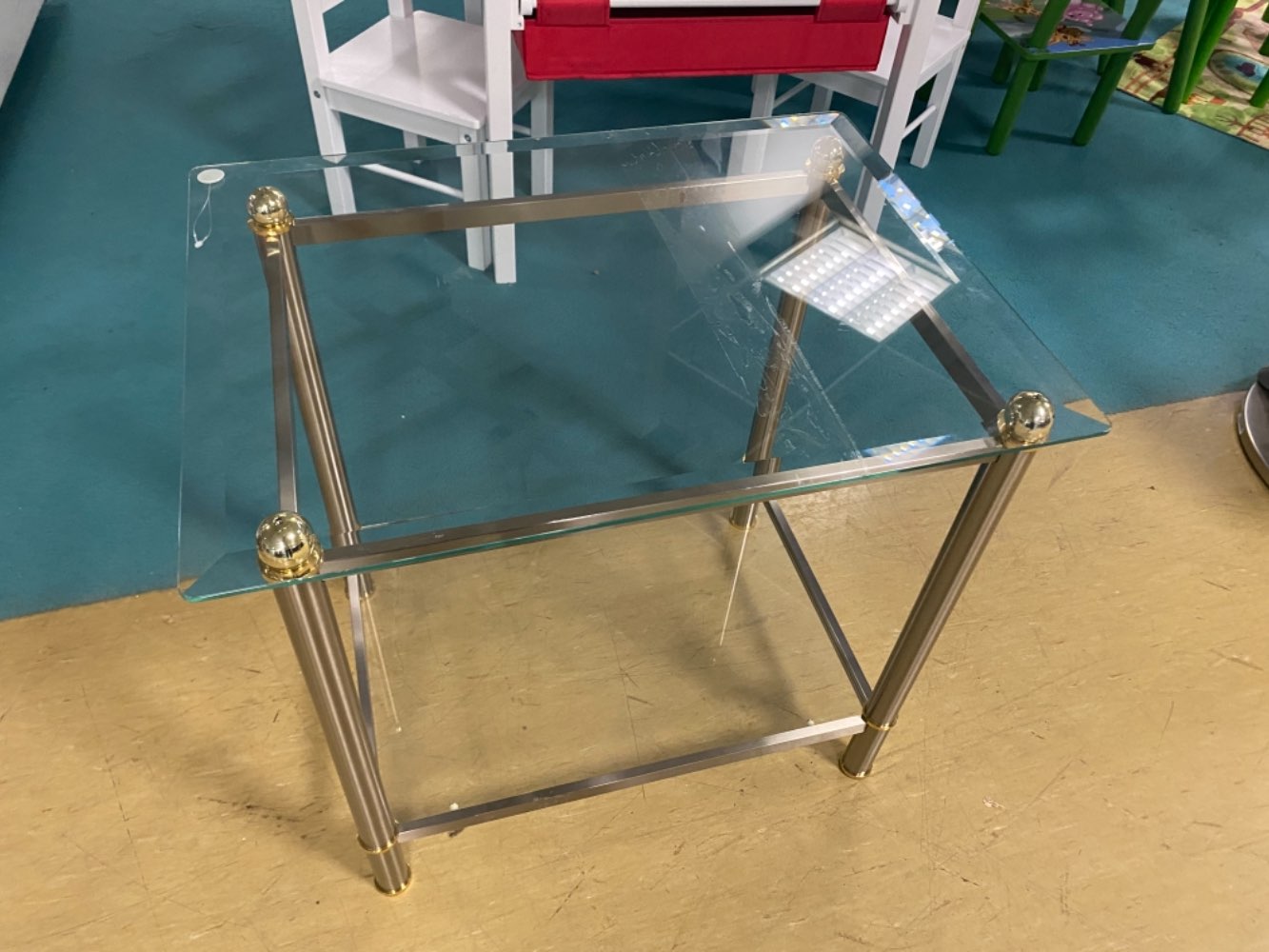 (MG) Beistelltisch / Tisch mit Klarglasplatte statt 249€