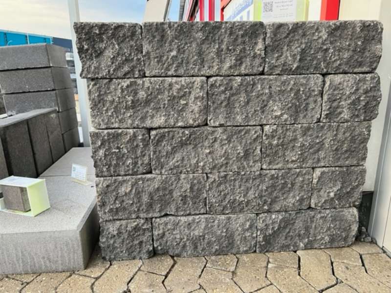 Maifeld Light Mauer 35x18x15 cm anthrazit bosiert ( Sonderposten)