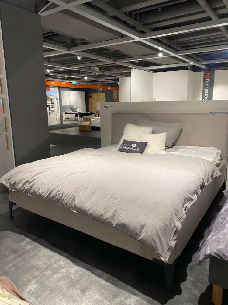 Polsterbett
