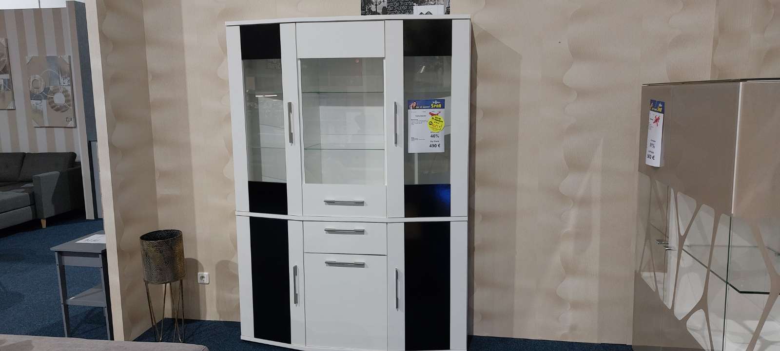 Vitrinenschrank, statt 599€