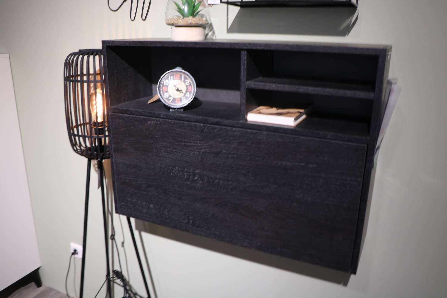 Hängeschrank Sekretär