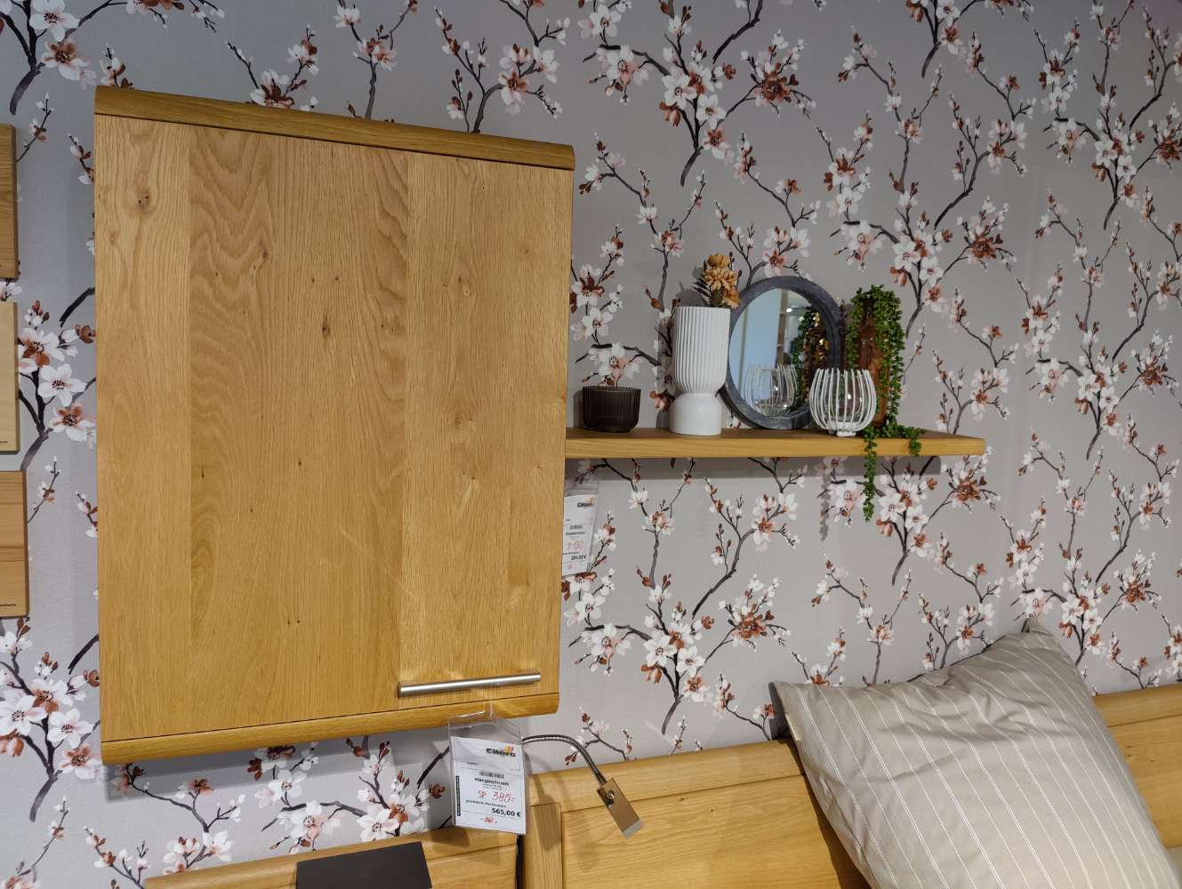 Hängeschrank mit Wandboard – INTERLIVING 1001 – Wildeiche