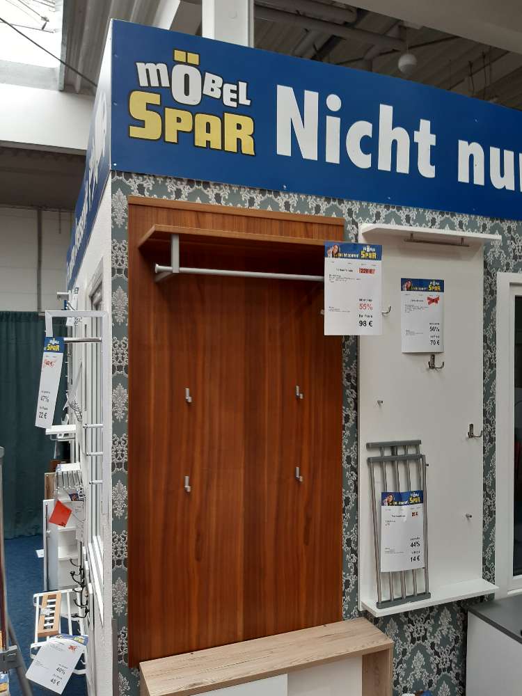 Flurgarderobe, statt 220,-€