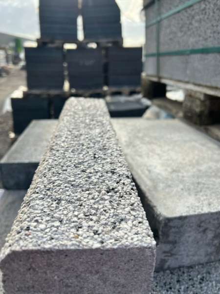 Vianova Randsteine 10x30x50 cm Polargrau Wassergestrahl (Restposten)