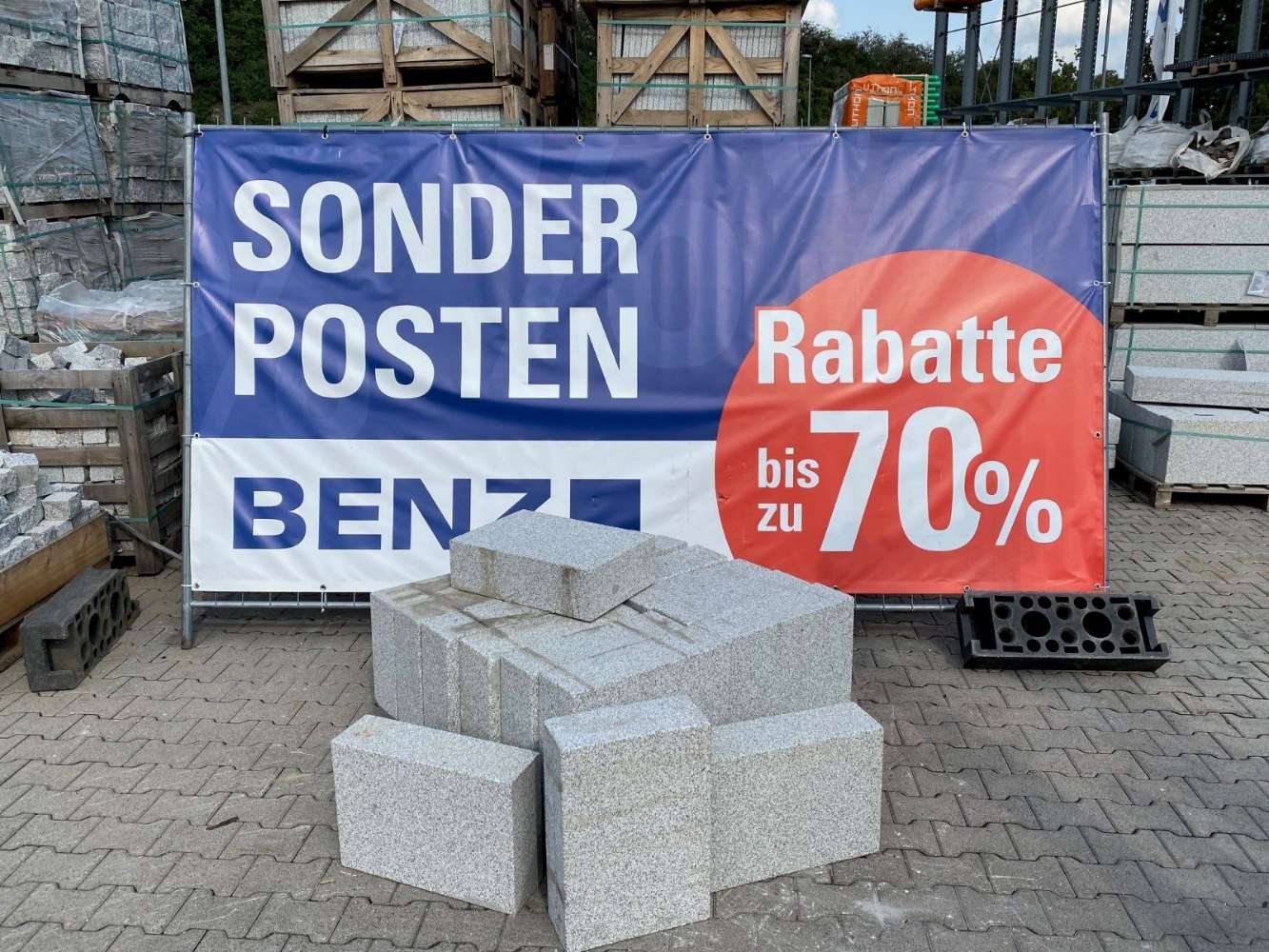 TUR Granit Blockstufe Hellgrau allseits gestrahlt – 15x35x50 cm