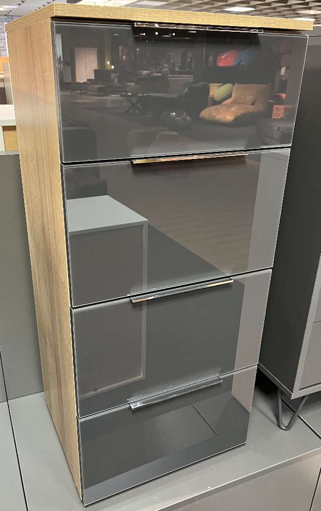 Kommode 4 Schübe mit Glasfront