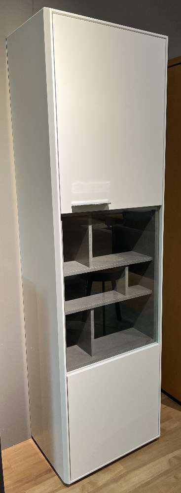 Vitrine weiß matt