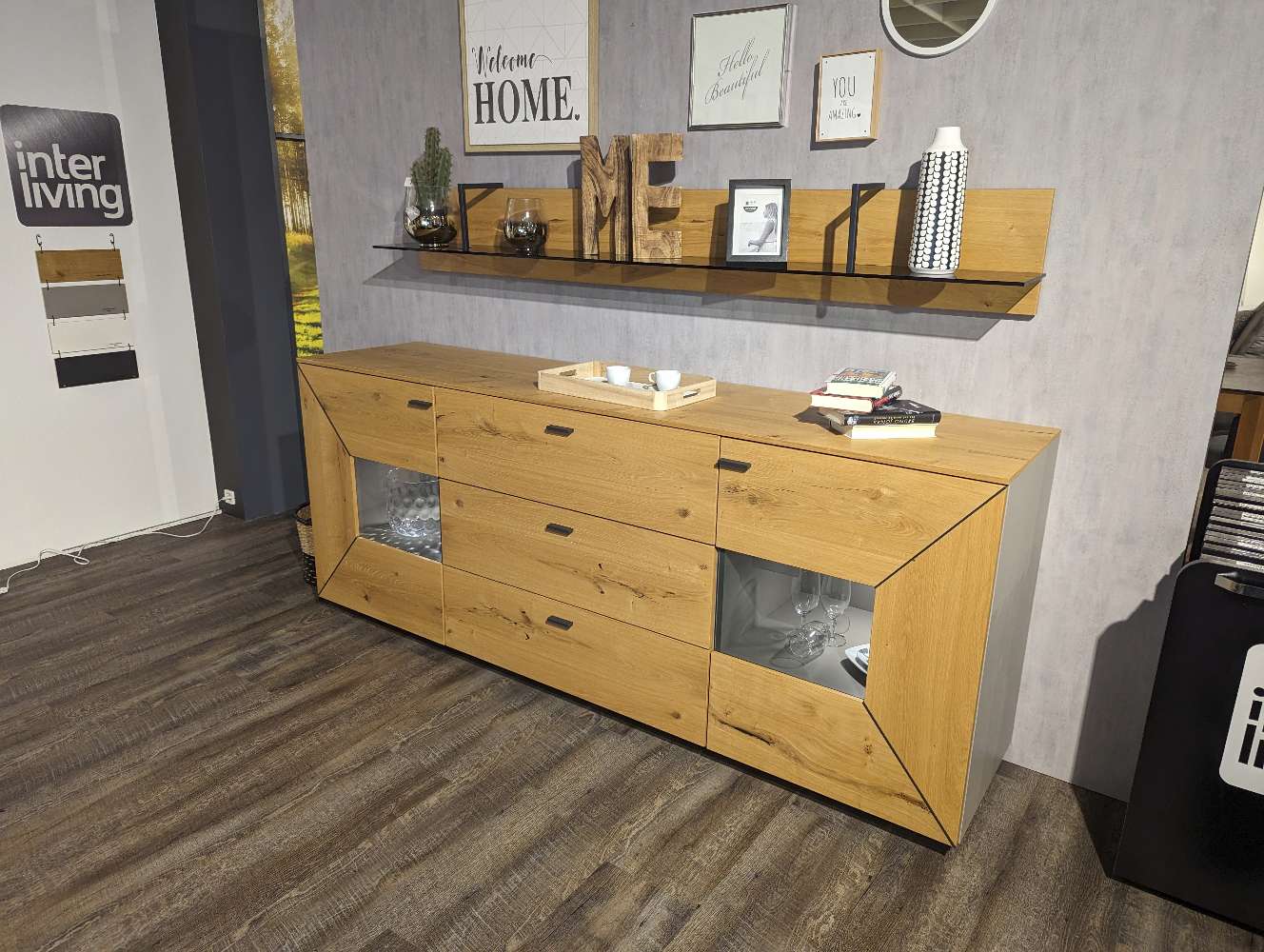 Sideboard  Interliving 2022 mitWandpaneel