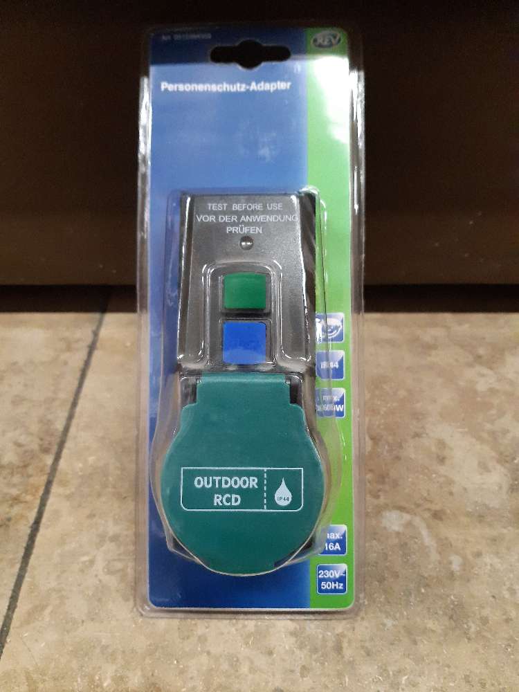 FI Personenschutzadapter 16 A   0,03A