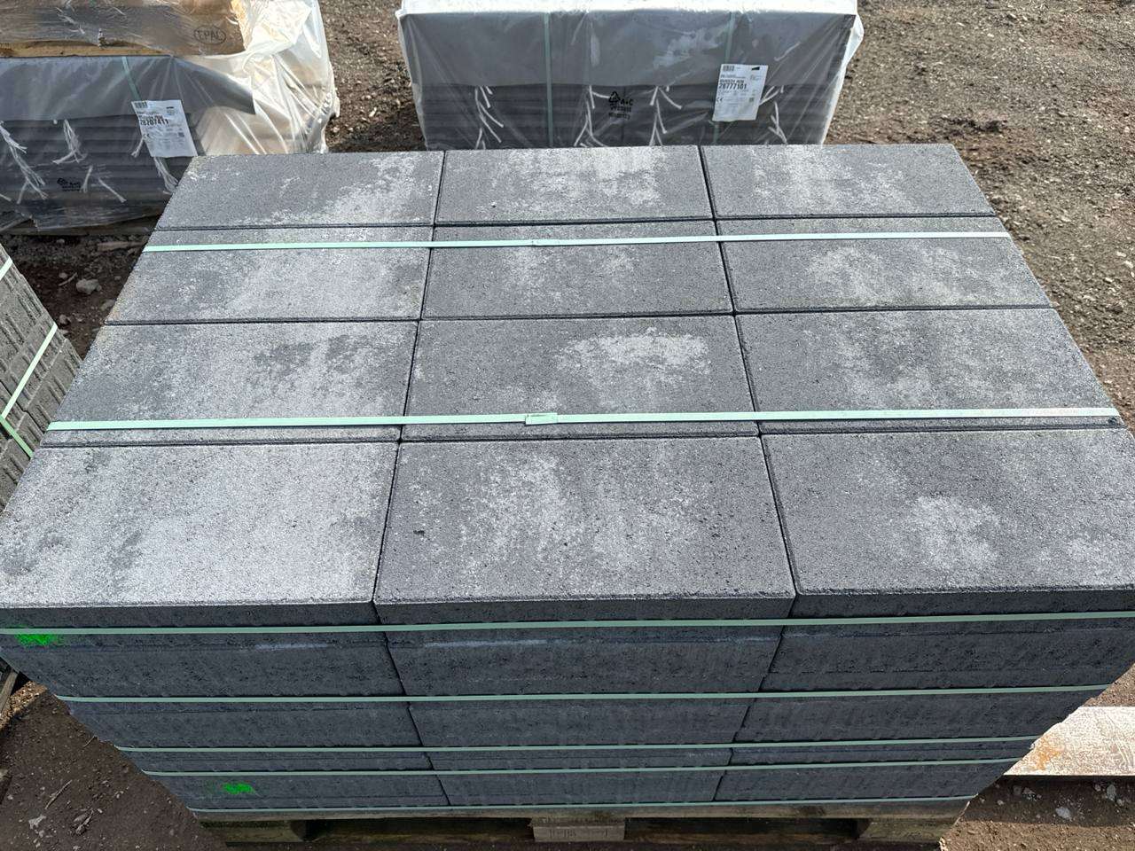 Marlo Pflaster 40x20x8 dunkelgrau nuanciert (2.Wahl)