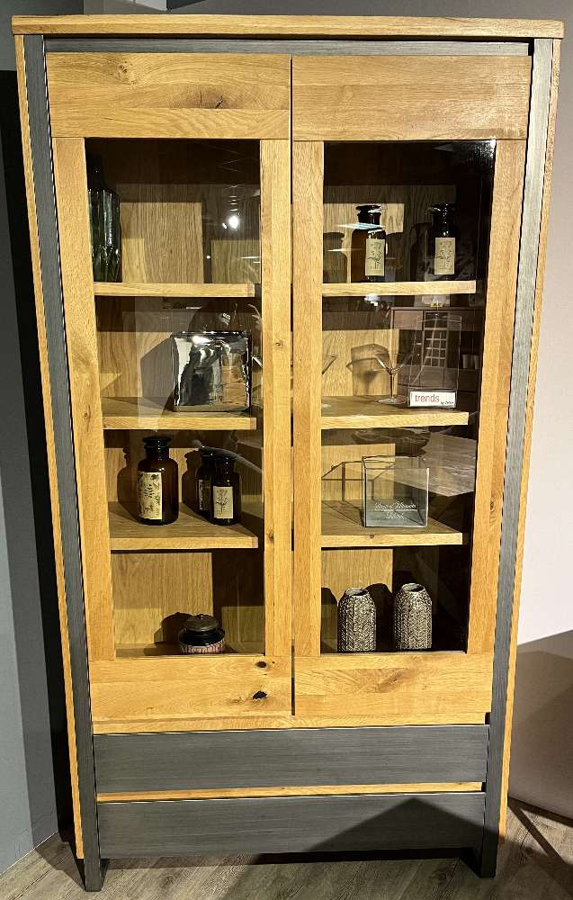 Vitrine Wildeiche geölt