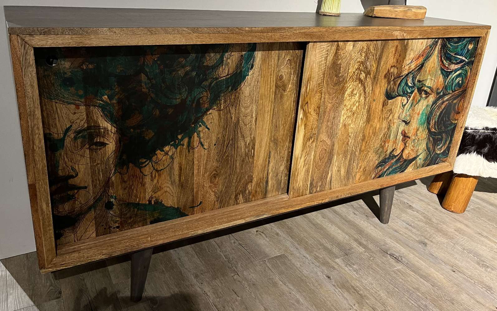 Sideboard Mango massiv