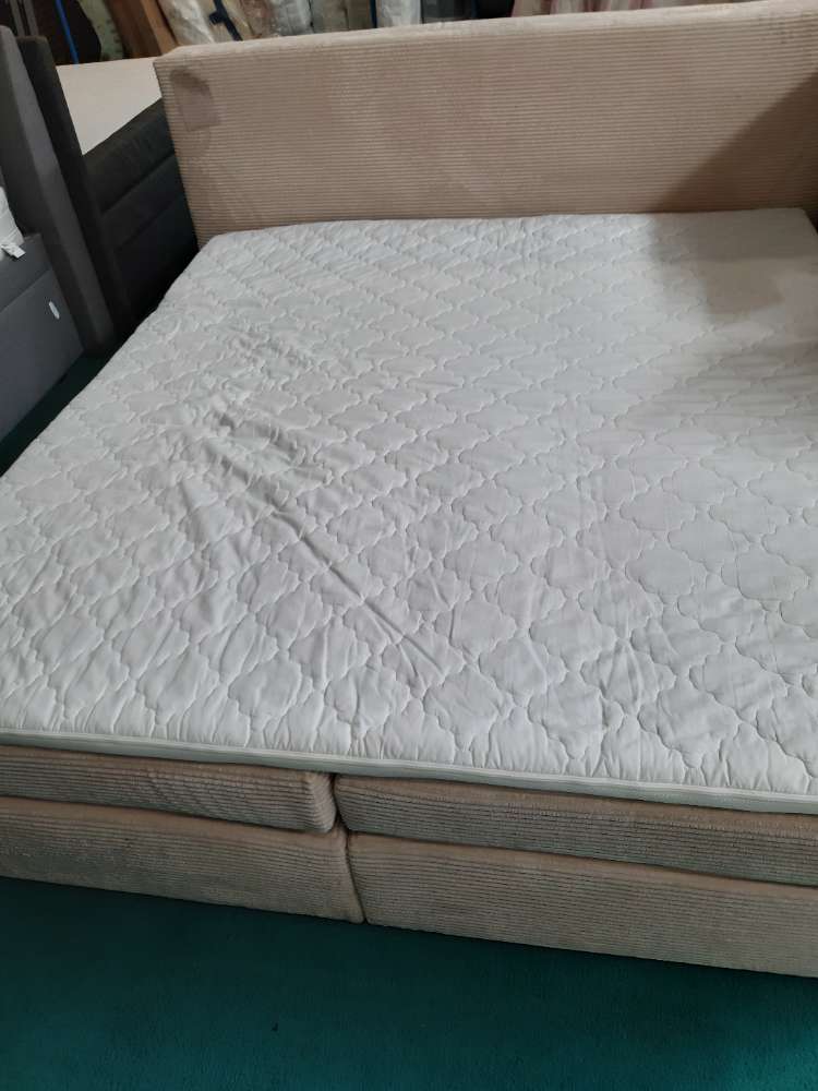 Boxspringbett Basic / Polsterbett / Bett statt1669
