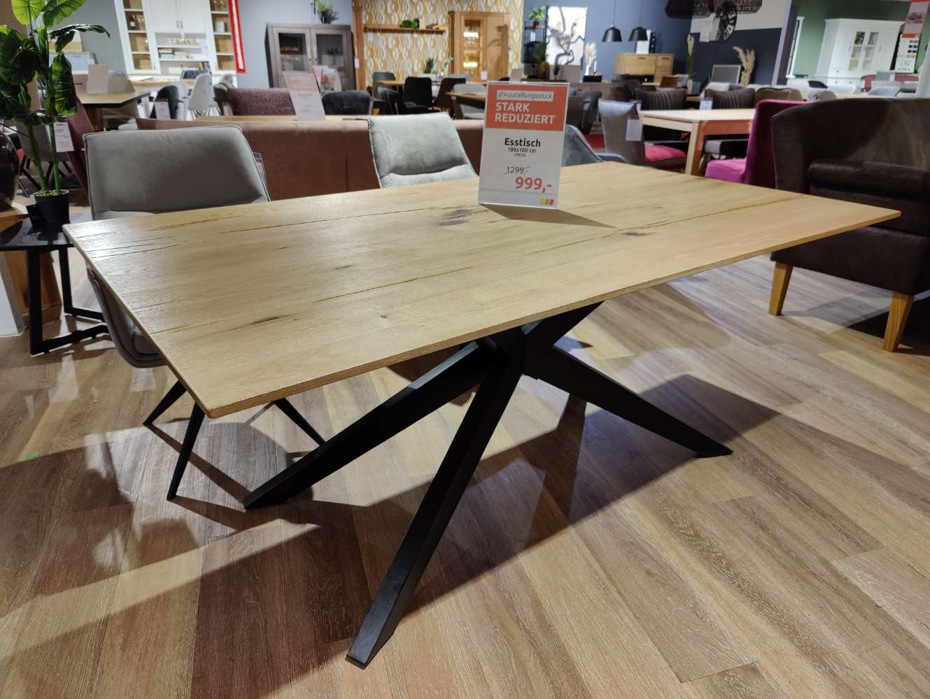 Esstisch – Balkeneiche – Sternfuß – 180 x 100 cm – Massivholz