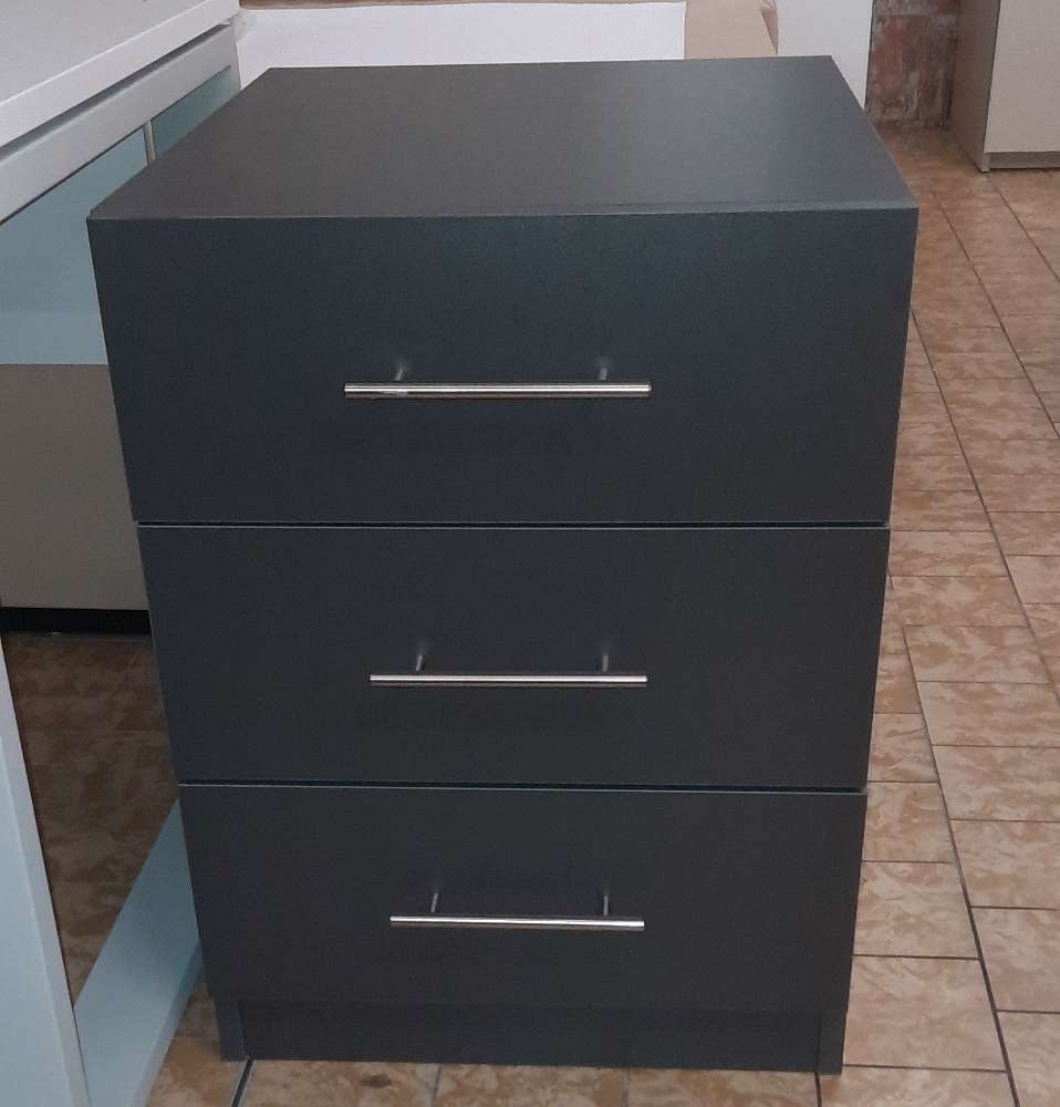 NAKO – Paar-antrazit / 3× Schub, statt 159€