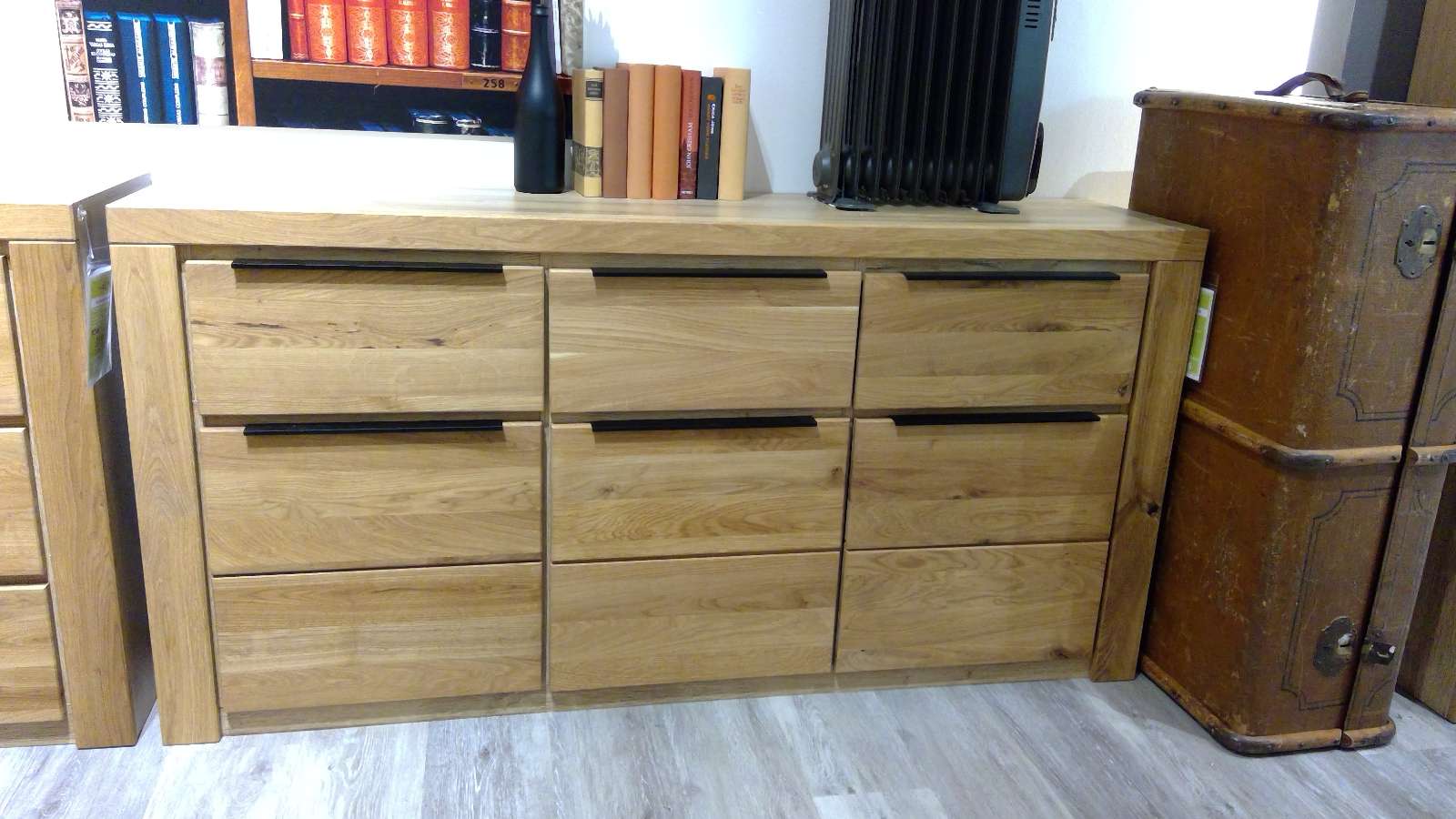 TD Sideboard