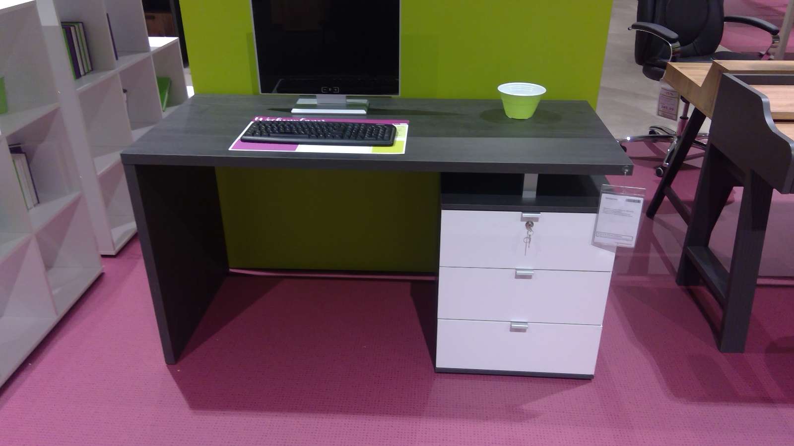 JW Schreib- und Computertisch