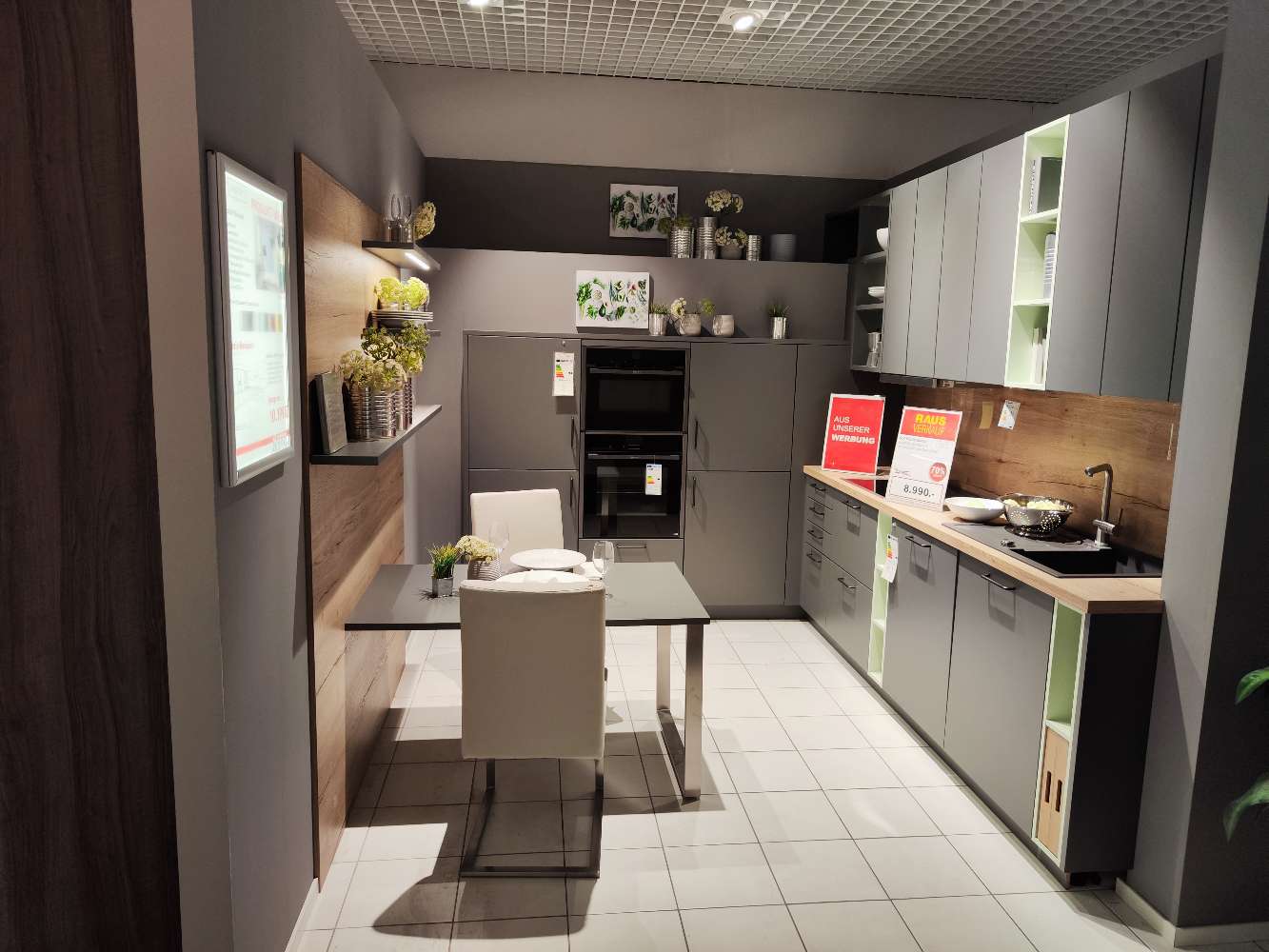 Schüller – Musterküche Koje 24