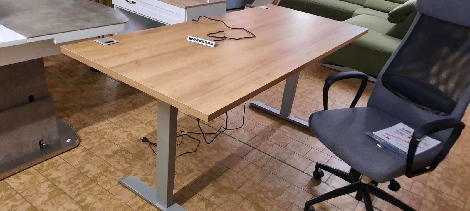 Schreibtisch/Computertisch 175×80 cm ,statt 599€