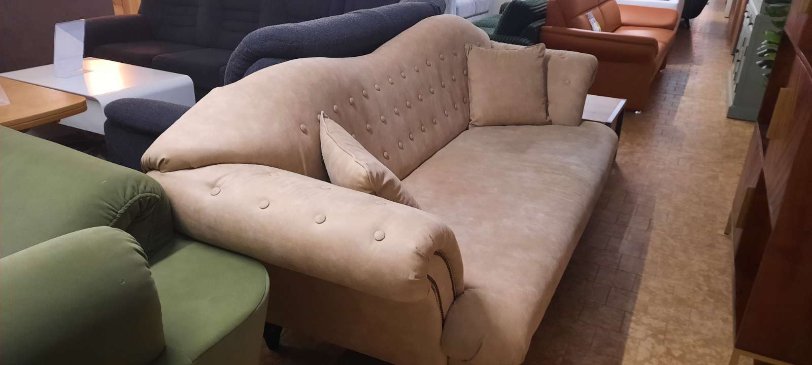 Sofa 3-Sitzer/Chesterfield-Look beige ,statt 1439€