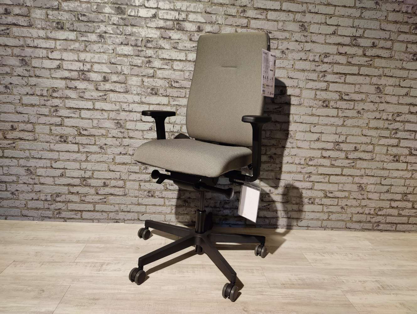 Bürostuhl – Drehstuhl – NOWY STYL