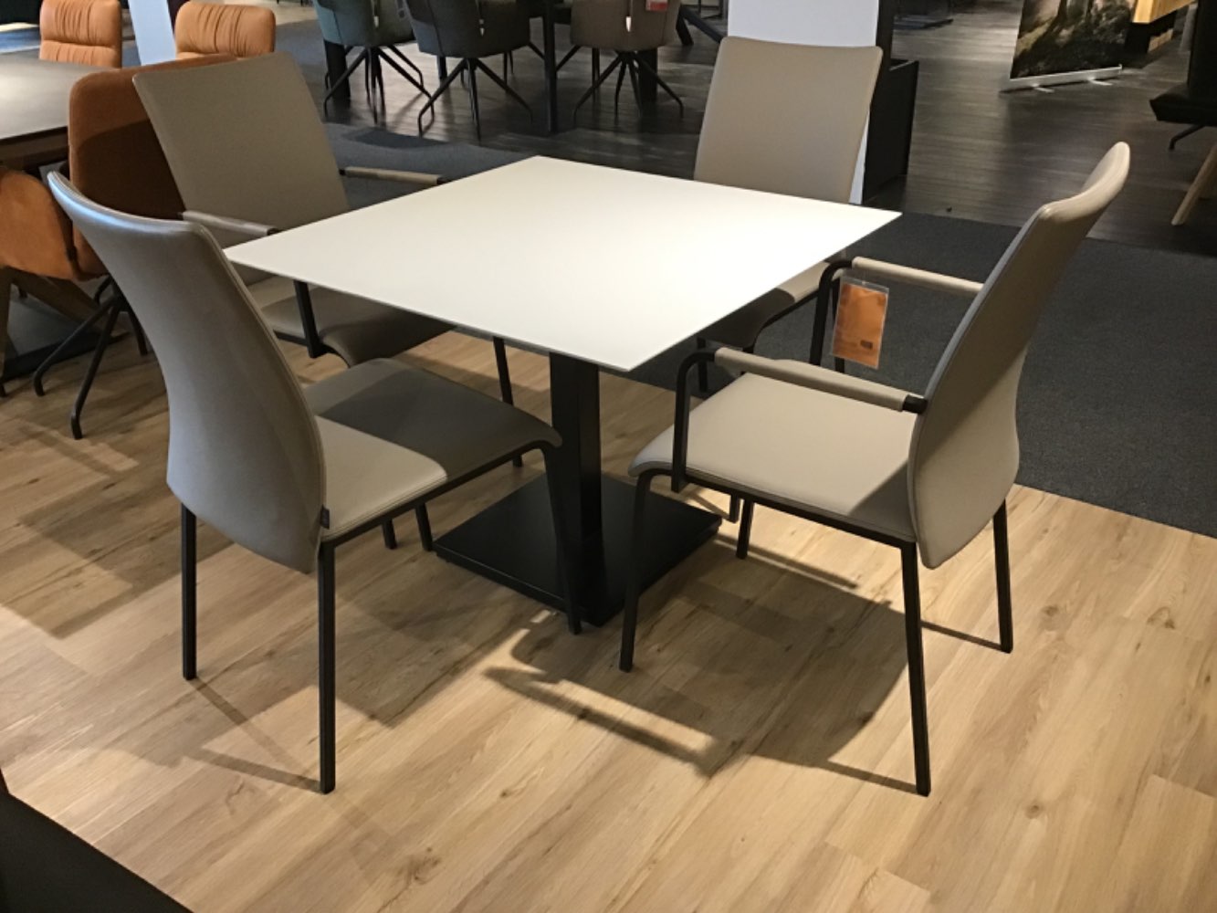 Esstischgruppe Quota