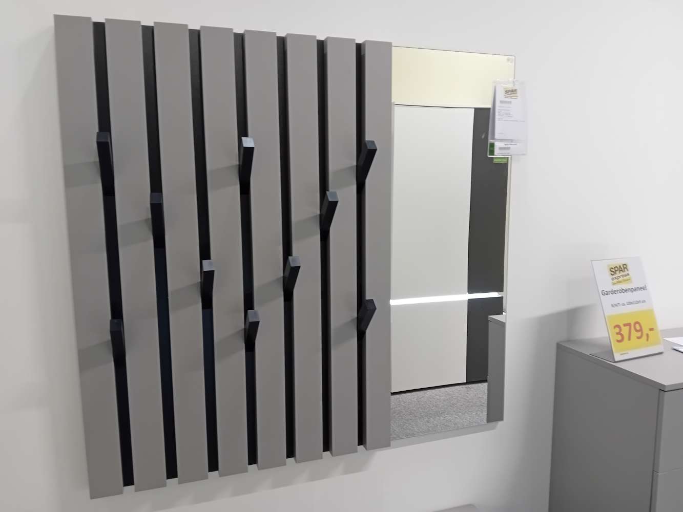 Garderobenpaneele