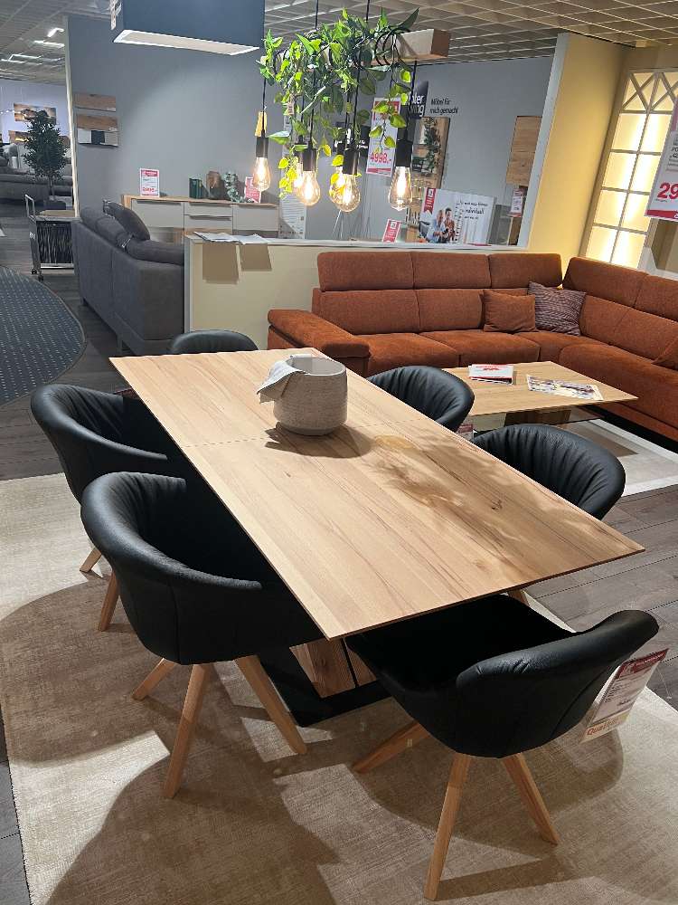 Tischgruppe INTERLIVING 2026