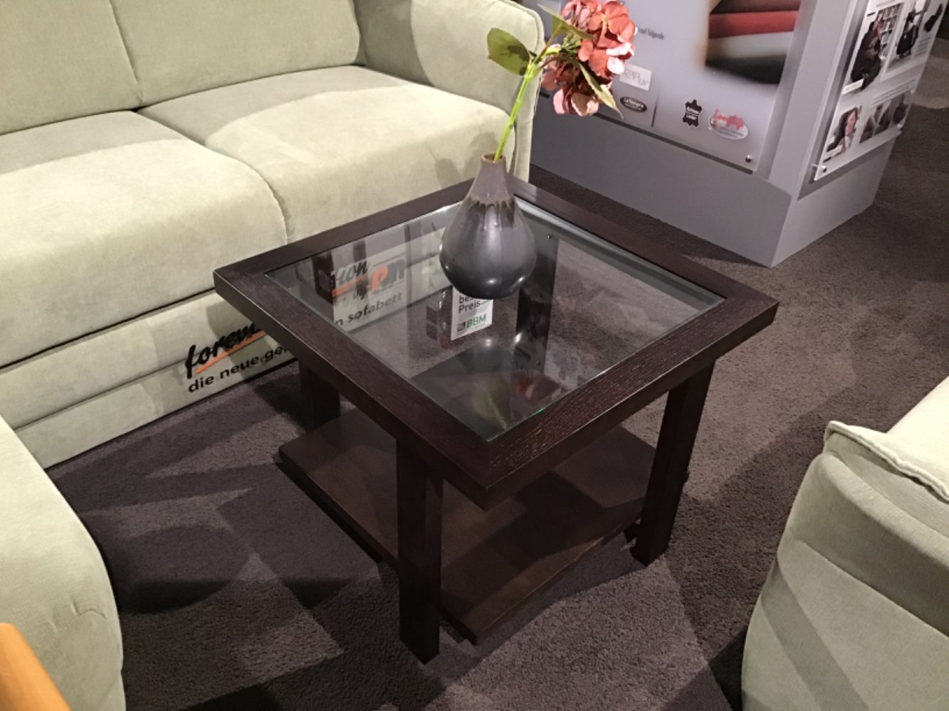 Couchtisch/Beistelltisch Farbe Eiche wenge 60x60cm