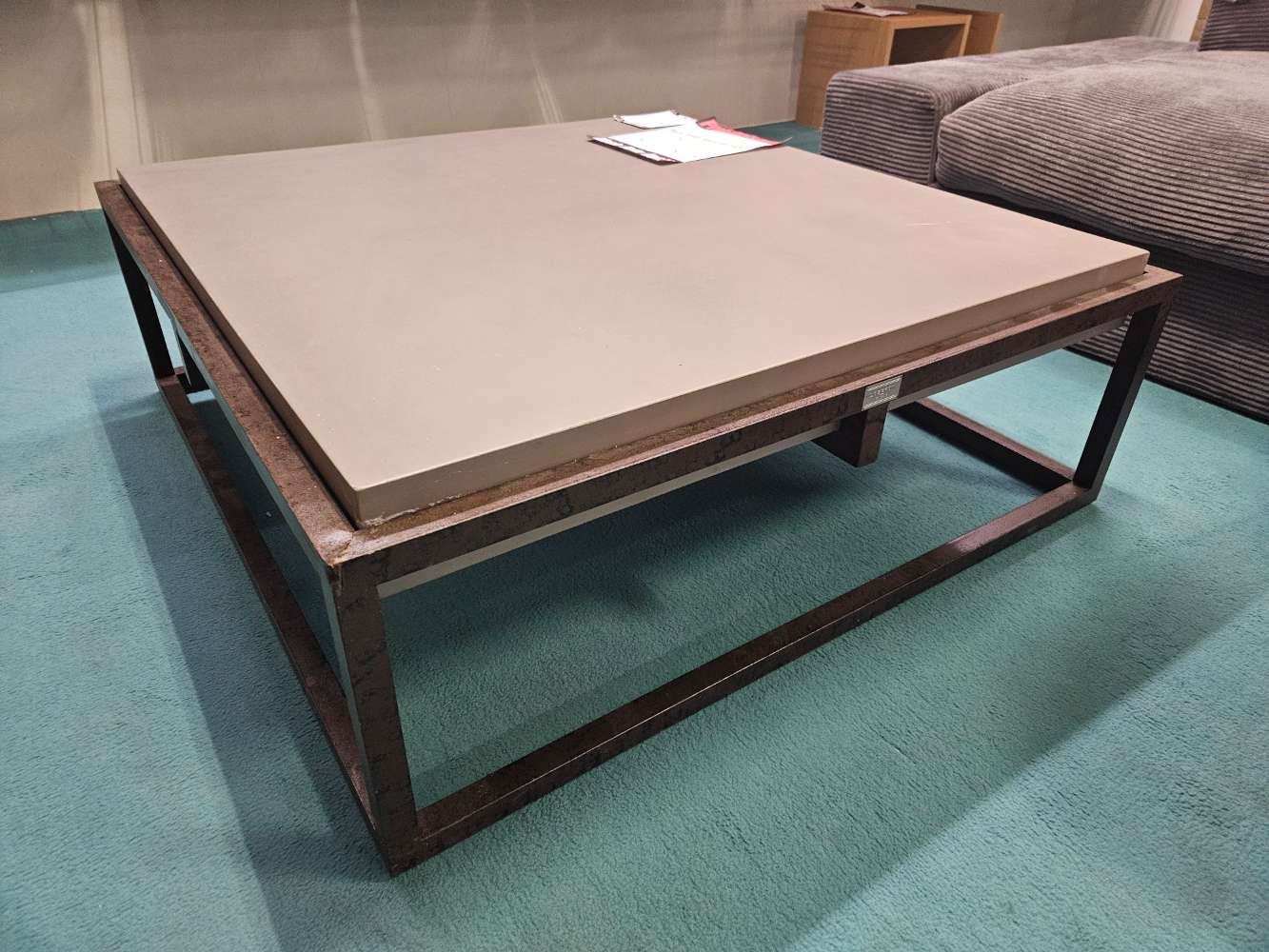 Couchtisch Metall und Stein statt 489€