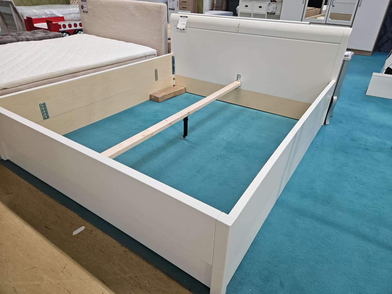 Bettgestell Creme weiß statt 819€