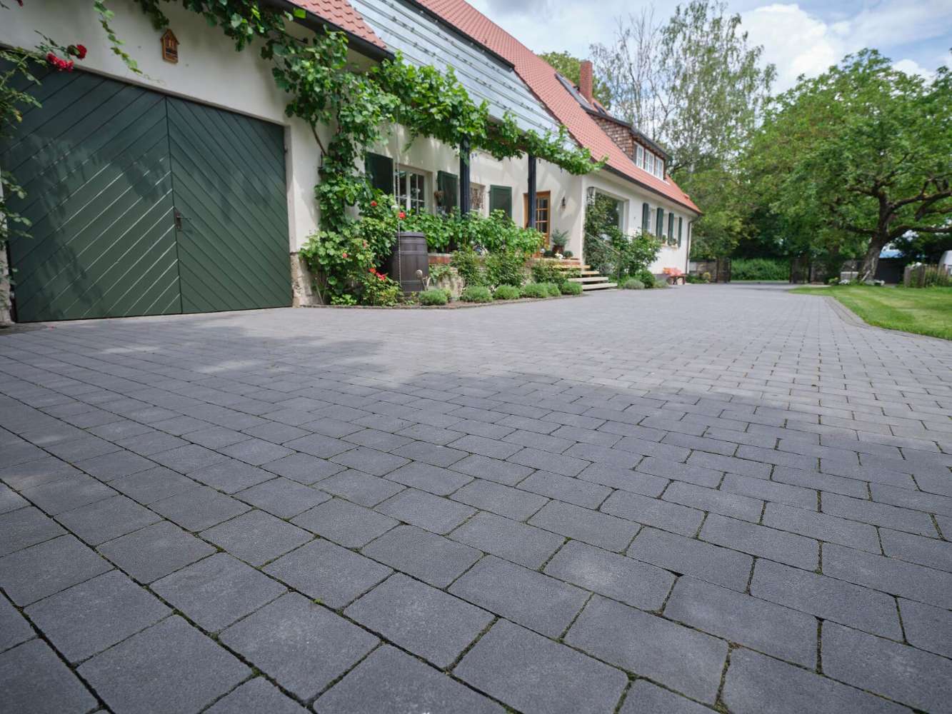 Germania Antik 14/21/8cm anthrazit-nuanciert nicht gealtert