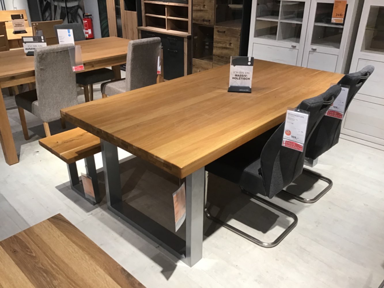 XXXLutz Ausstellungsstück Möbel Esstisch Udo Wildeiche massiv