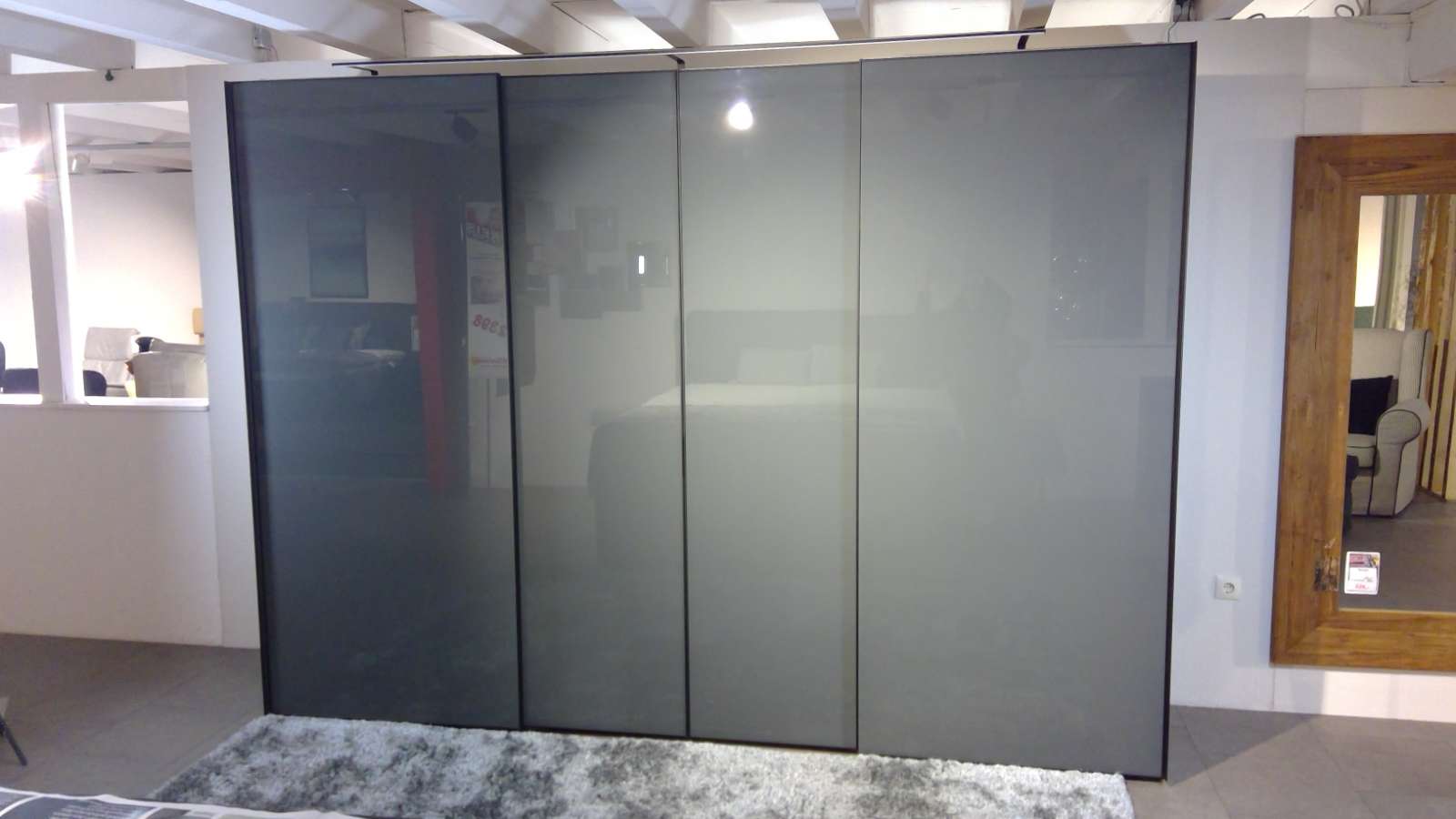 Schwebetürenschrank Media Max  inkl. TV-Halter & Beleuchtung