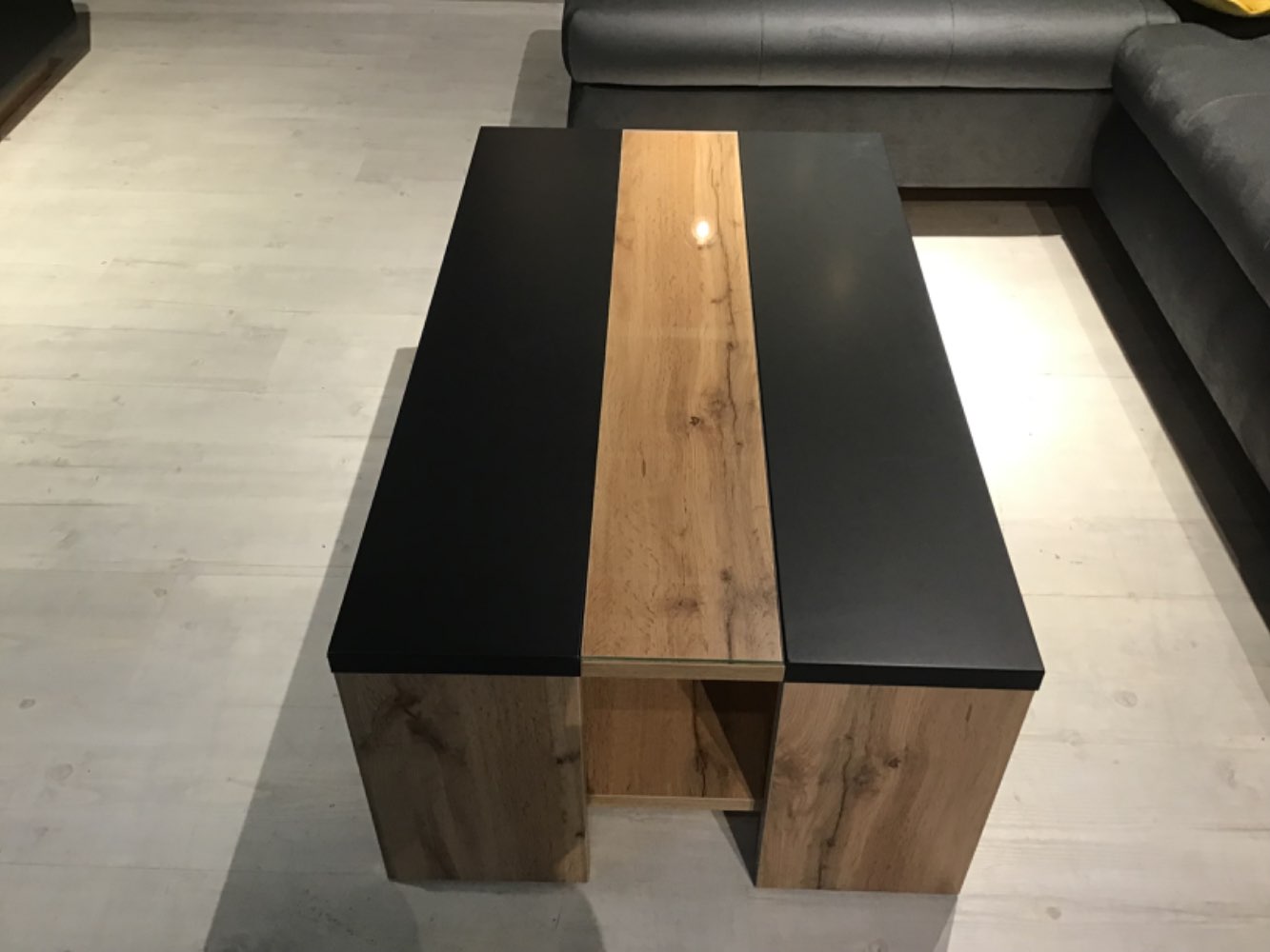 XXXLutz Ausstellungsstück Möbel Couchtisch Siena Eiche Altholz