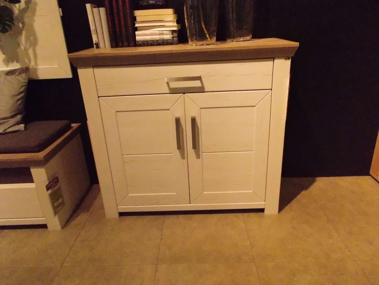 JW Garderobenschrank