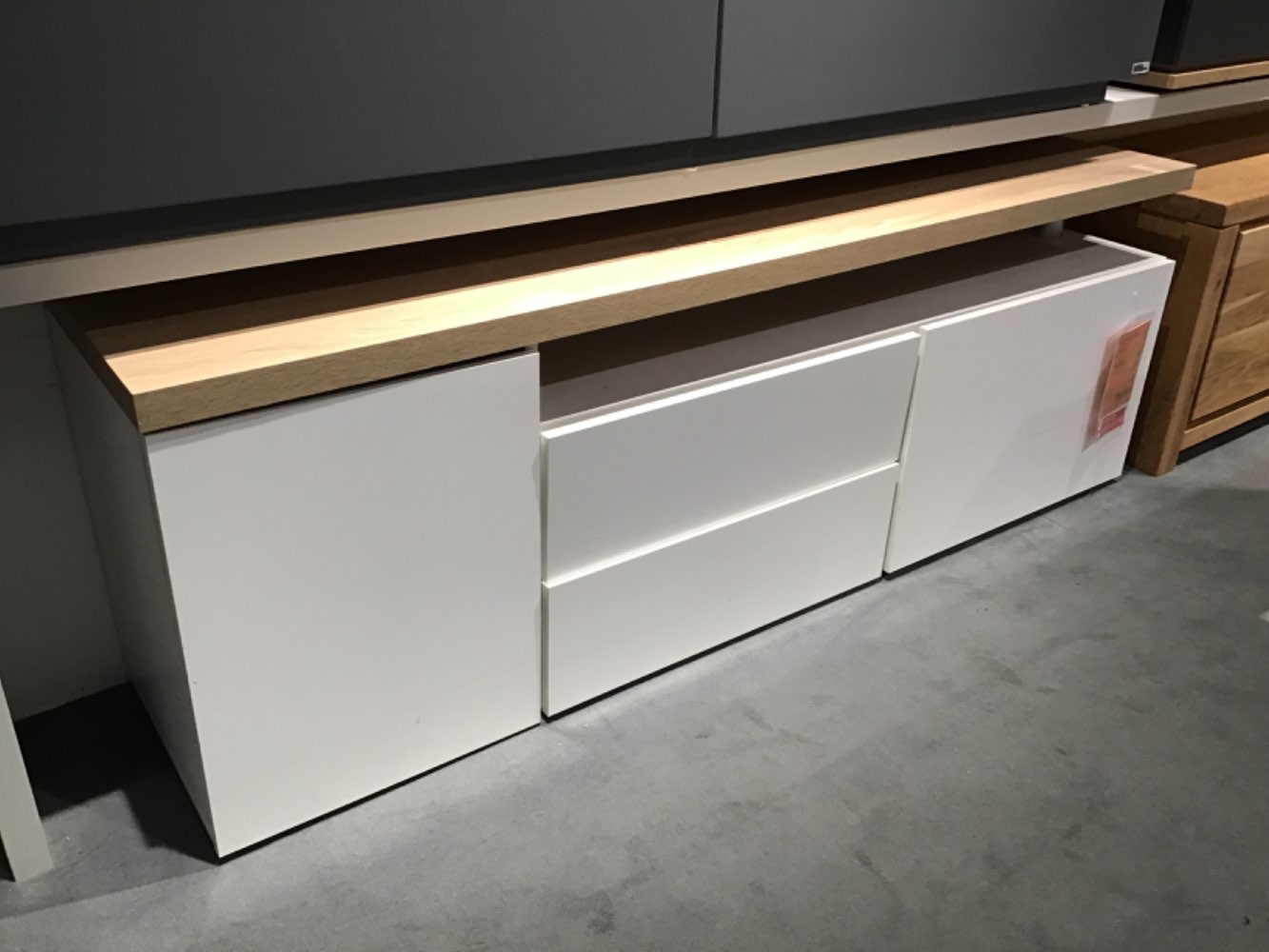 XXXLutz Ausstellungsstück Möbel Lowboard View weiß Eichefarben