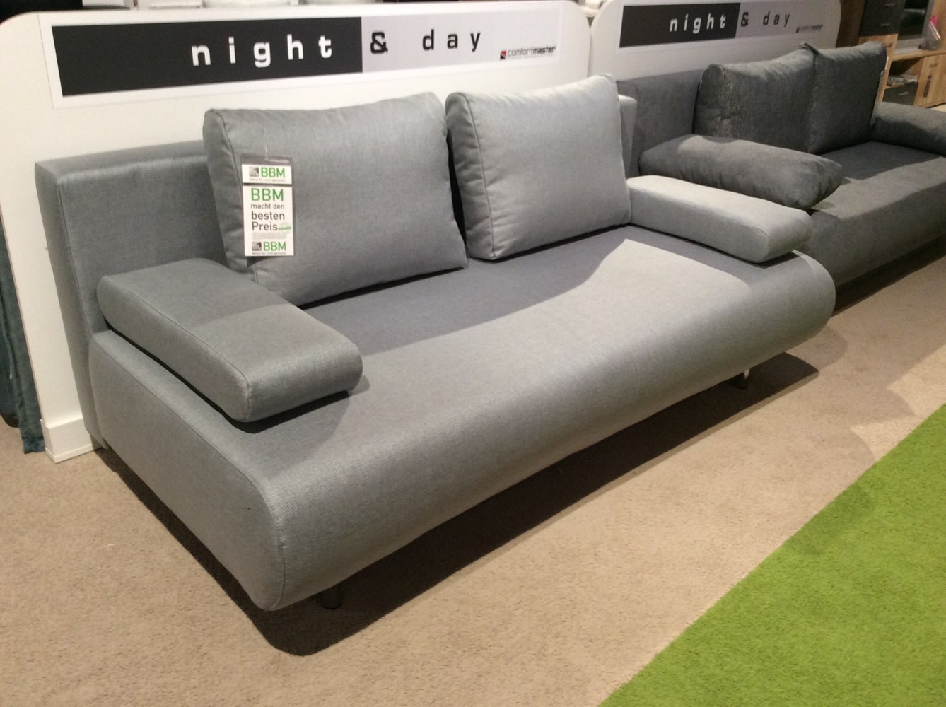 Schlafsofa mit Bettkasten Lf 140x190cm  Farbe  grau