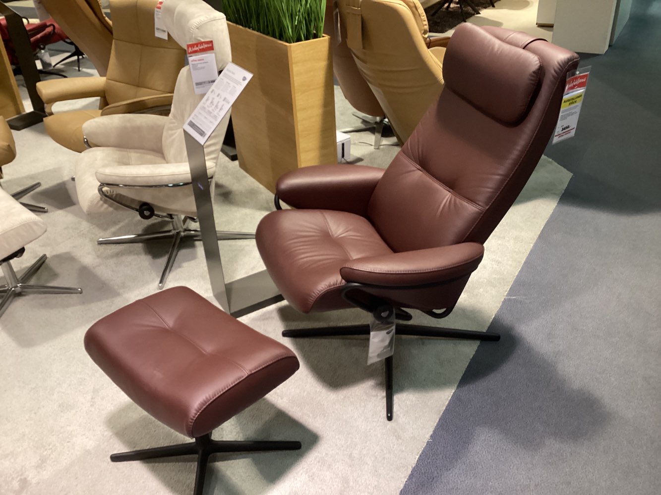 Stressless Berlin Sessel und Hocker