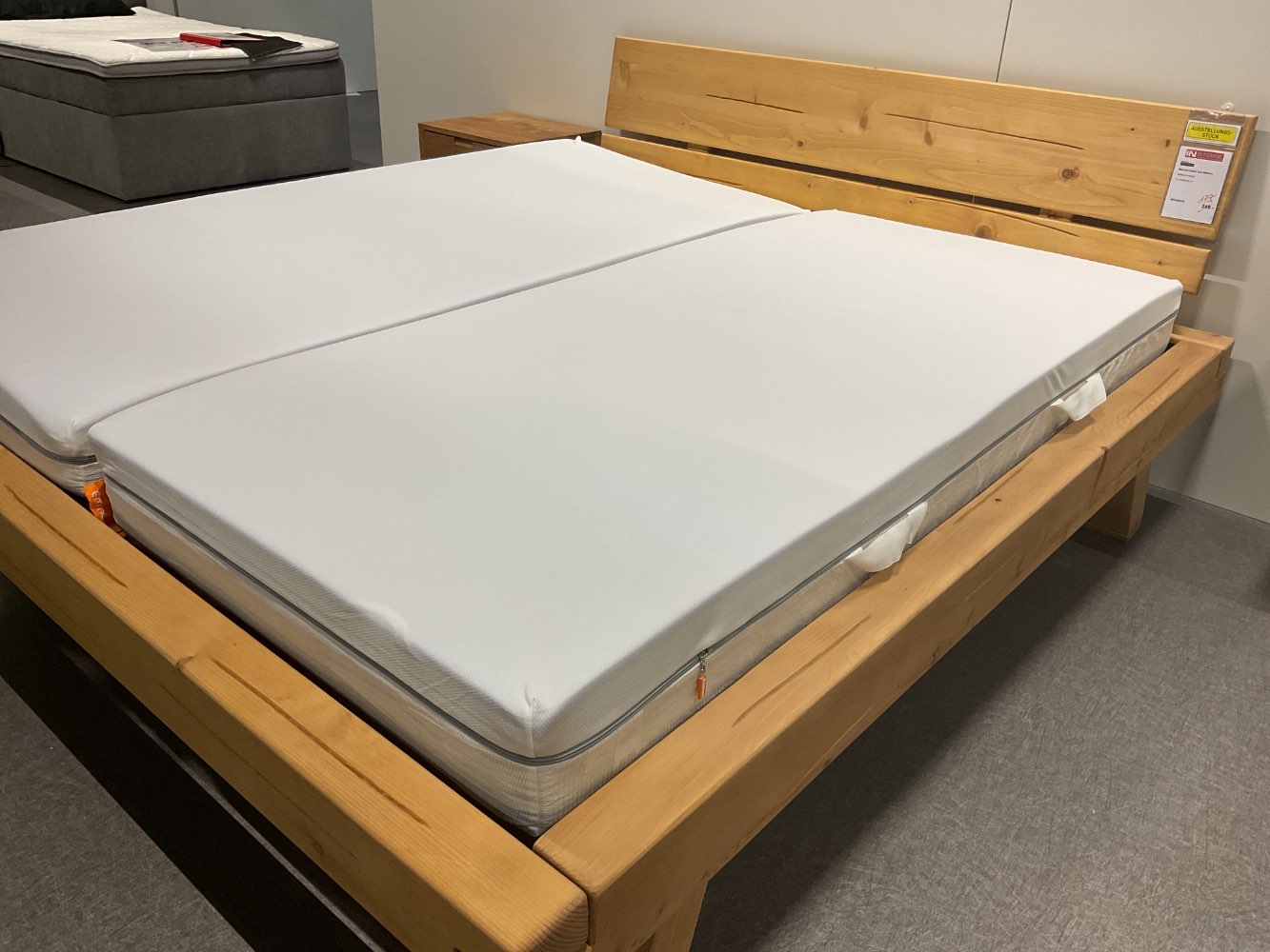 Matratze Emma One Medium