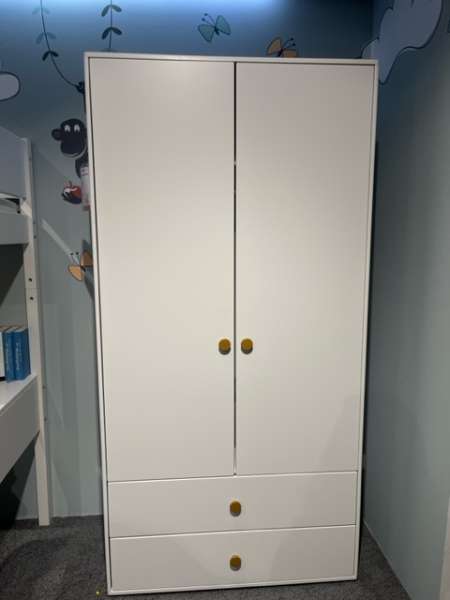 Kleiderschrank 2-türig „Roomie“