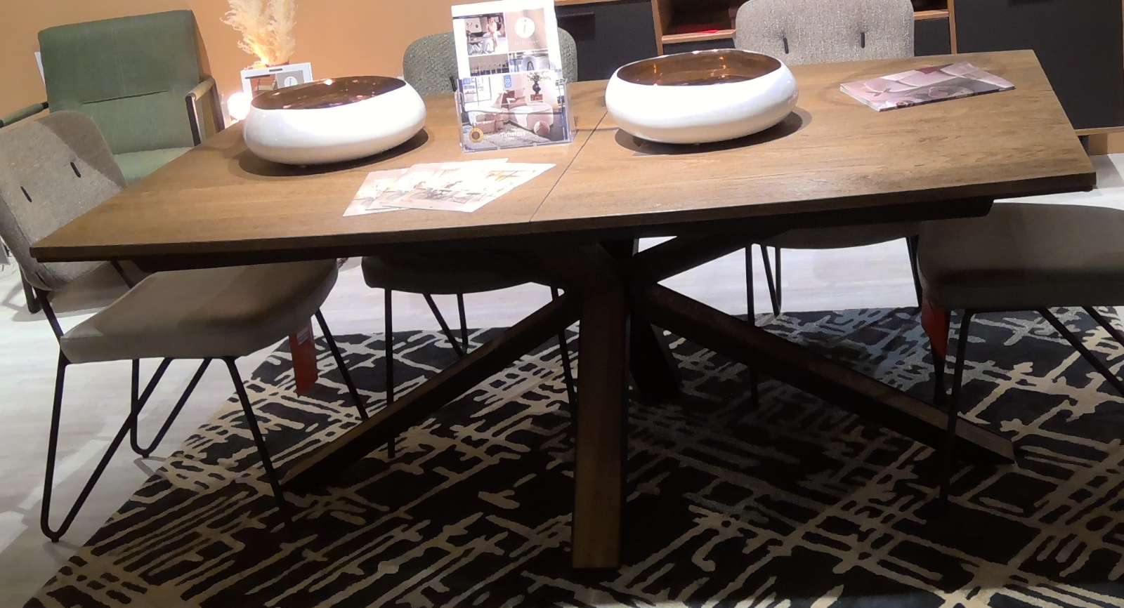 Henders & Hazel Esstisch Cubo, ausziehbar, ca. 190-25×110 cm