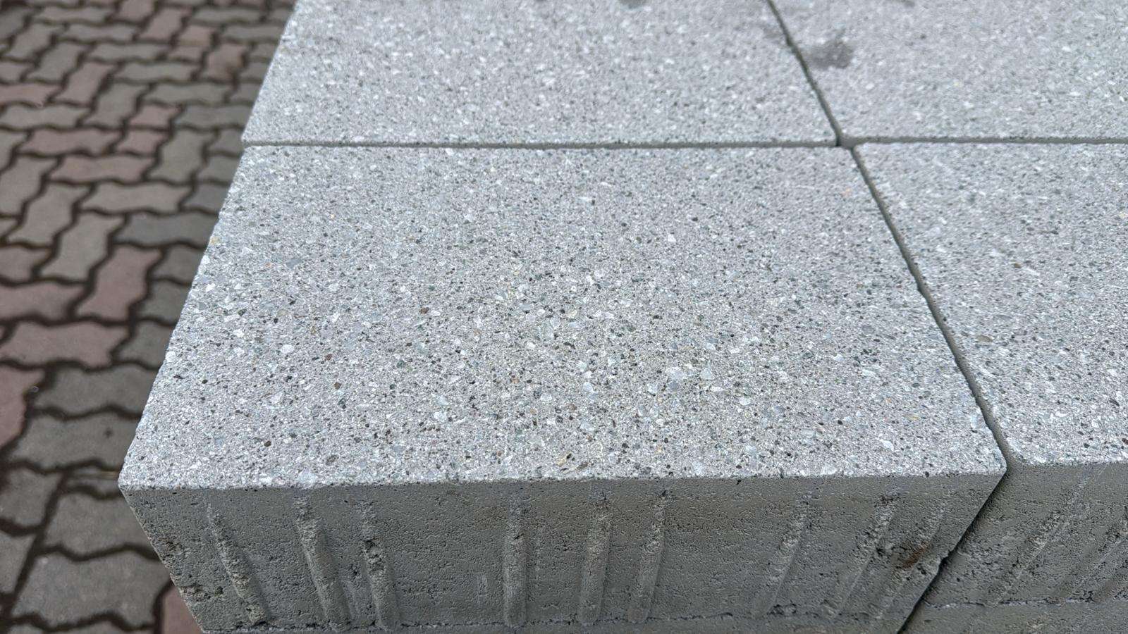 Zena 30x20x10 cm hellgrau gestrahlt (Restposten)