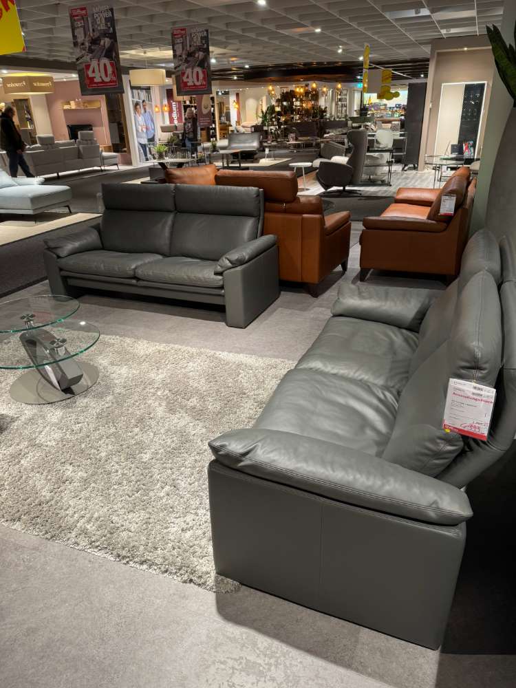 Erpo Sofa 2,5-sitzig, 2 Armlehnen + Sofa 2-sitzig, 2 Armlehnen