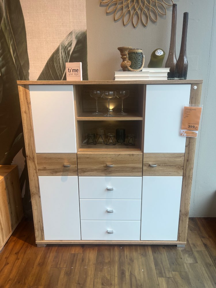 Highboard Laos